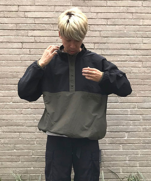 BURLAP OUTFITTER（バーラップアウトフィッター）の「BURLAP OUTFITTER/SNAP PULLOVER（ナイロンジャケット・メンズ・ブラウン系その他/レッド系その他/グリーン系その他/ブラック/ブルー系その他・MEDIUM/LARGE/SMALL）」の17枚目の写真