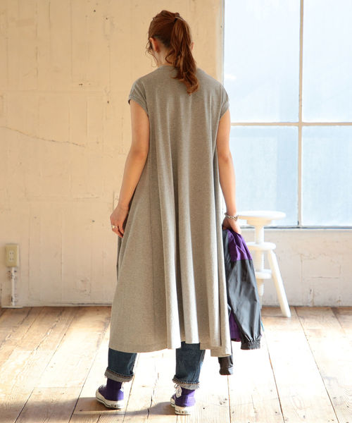 BEAMS BOY(ビームスボーイ)の「Champion / 別注 Aライン ノースリーブ ドレス(ワンピース・レディース・ブラック/ネイビー/グレー/その他・ONE SIZE)」の21枚目の写真