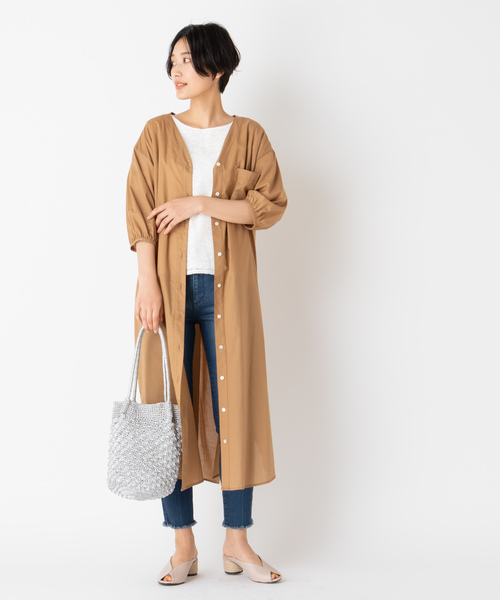 DISCOAT（ディスコート）の「キュームコアVネック前開きワンピース（ワンピース・レディース・ネイビー/オフホワイト/サンドベージュ/バイオレット・FREE）」の18枚目の写真