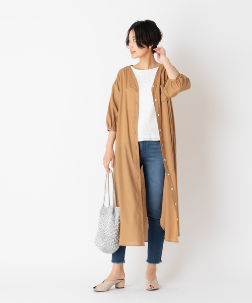 DISCOAT（ディスコート）の「キュームコアVネック前開きワンピース（ワンピース・レディース・ネイビー/オフホワイト/サンドベージュ/バイオレット・FREE）」の19枚目の写真