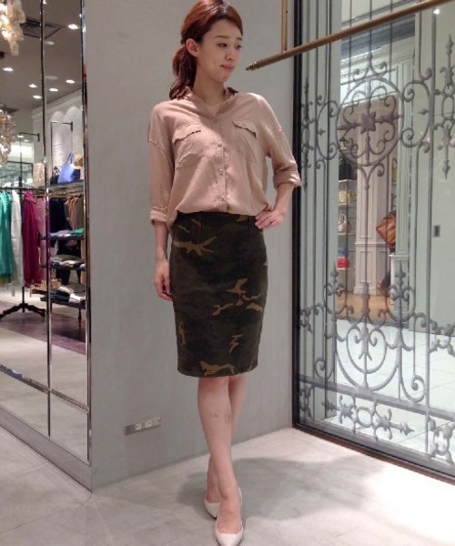 Liesse（リエス）の「テンセルローンシャツ【HERS4月号】【Steady4月号】【Marisol4月号】（シャツ/ブラウス・レディース・アッシュ/セージグリーン/スモークピンク・9）」の3枚目の写真