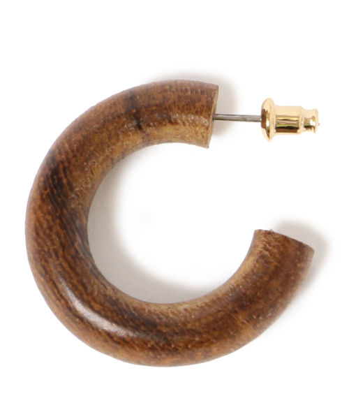 SHIPS(シップス)の「ウッドミニフープピアス(ピアス(両耳用)・レディース・ナチュラル/ブラウン・ONE SIZE)」の3枚目の写真