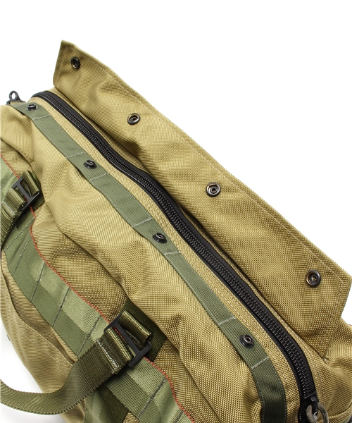 BRIEFING CARGO ボストンバッグ オリーブドラブ 初期型 BEAMS F（ビームスエフ）の「BRIEFING / 