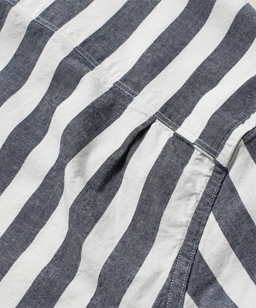 NANO universe（ナノユニバース）の「TABLOID NEWS(タブロイドニュース)/ TN別注　岡山シャツ　INDIGO（シャツ/ブラウス・メンズ・その他1/その他2・SMALL/MEDIUM/X-LARGE/LARGE）」の11枚目の写真