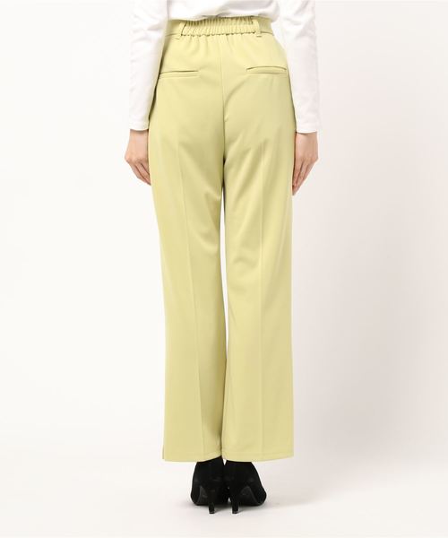 archives（アルシーヴ）の「タックテーパードパンツ（その他パンツ・レディース・イエロー/ブラック/ブルー/グリーン・MEDIUM）」の5枚目の写真