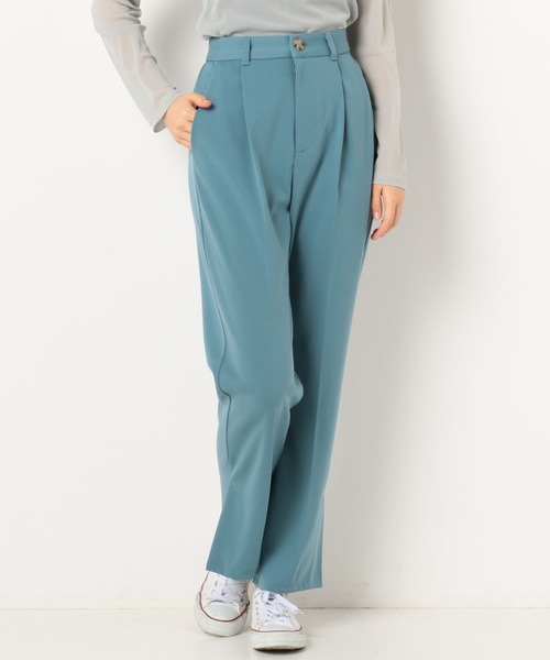 archives（アルシーヴ）の「タックテーパードパンツ（その他パンツ・レディース・イエロー/ブラック/ブルー/グリーン・MEDIUM）」の3枚目の写真