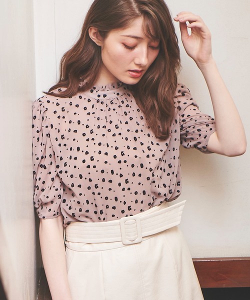 Noela - ノエラ♡レオパードフロッキーブラウス 楽天市場】【SALE／70%OFF】レオパードフロッキーブラウス Noela