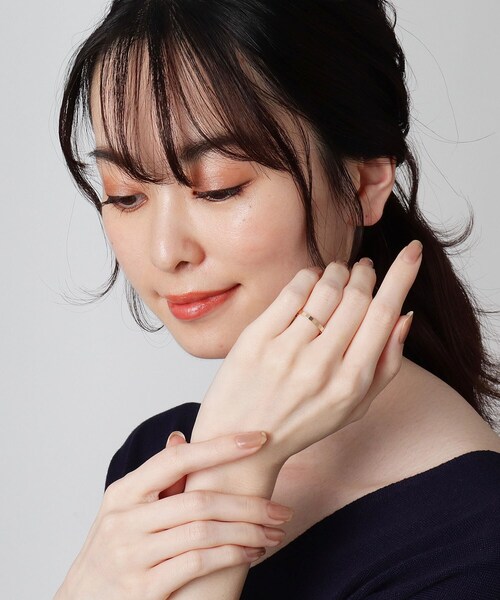COCOSHNIK（ココシュニック）の「K10面取り パートナーリング(レディース)（リング・レディース・ホワイト系その他7・10号/8号/12号）」の4枚目の写真
