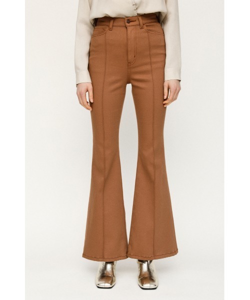SLY(スライ)の「WASH ME HW PINTUCK FLARE PT-E ハイウエスト ピンタック フレア デニムパンツ(デニムパンツ・レディース・キャメル・25inch/24inch/26inch/23inch)」の4枚目の写真