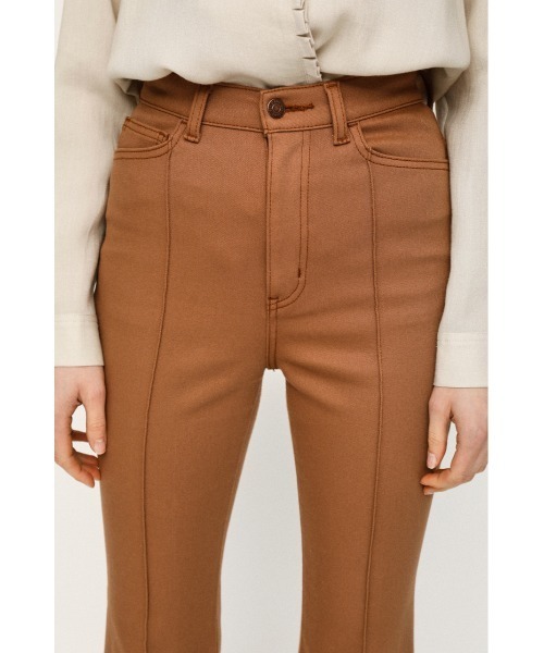 SLY(スライ)の「WASH ME HW PINTUCK FLARE PT-E ハイウエスト ピンタック フレア デニムパンツ(デニムパンツ・レディース・キャメル・25inch/24inch/26inch/23inch)」の7枚目の写真