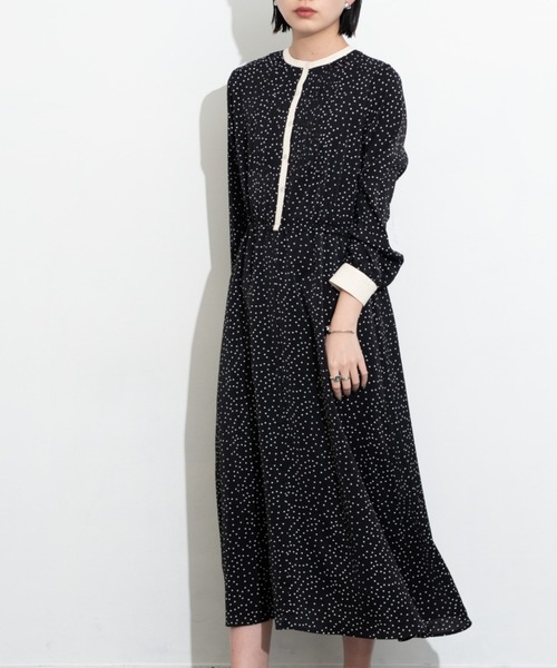 Aunt Marie's（アントマリーズ）の「クレリックバンドカラーシャツワンピース（ワンピース・レディース・ライトブルー/ブラック・FREE）」の3枚目の写真