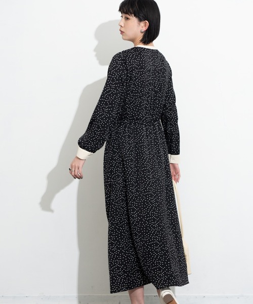 Aunt Marie's（アントマリーズ）の「クレリックバンドカラーシャツワンピース（ワンピース・レディース・ライトブルー/ブラック・FREE）」の4枚目の写真