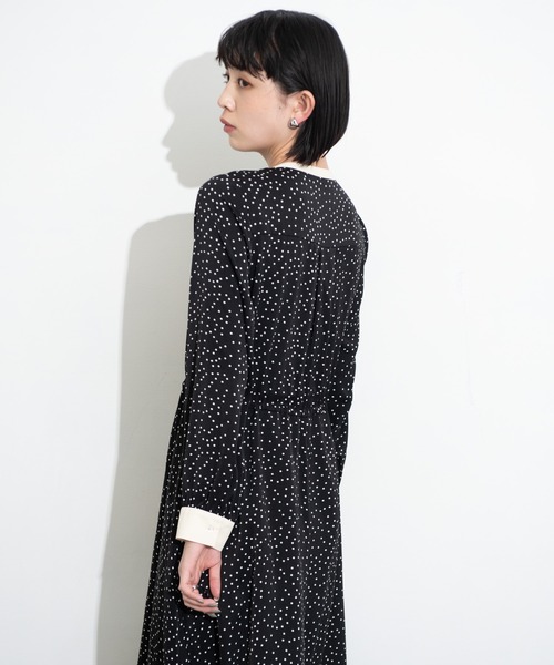 Aunt Marie's（アントマリーズ）の「クレリックバンドカラーシャツワンピース（ワンピース・レディース・ライトブルー/ブラック・FREE）」の8枚目の写真