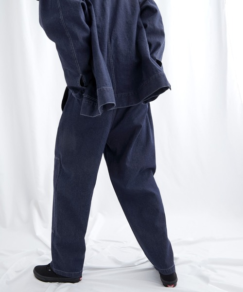 EMMA CLOTHES（エマクローズ）の「ユーティリティ ニーパッチステッチテーパードワイドバギーデニムパンツ EMMA CLOTHES（デニムパンツ・メンズ・インディゴブルー/ホワイト・M/L）」の16枚目の写真