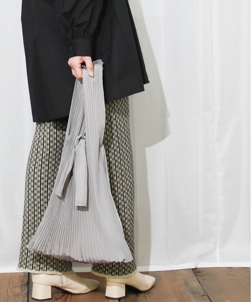 Per sist ence（パーシエンス）の「Per sist ence/パーシエンス　プリーツバッグ（トートバッグ・レディース・ライトブルー/ブラック/ベージュ/グレー・FREE）」の13枚目の写真