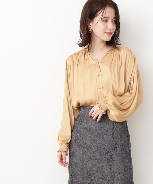 N.（N. Natural Beauty Basic）（エヌエヌナチュラルビューティーベーシック）の「◆サテンシャーリングスリーブブラウス（シャツ/ブラウス・レディース・オレンジ/オフホワイト/ラベンダー・MEDIUM）」の3枚目の写真