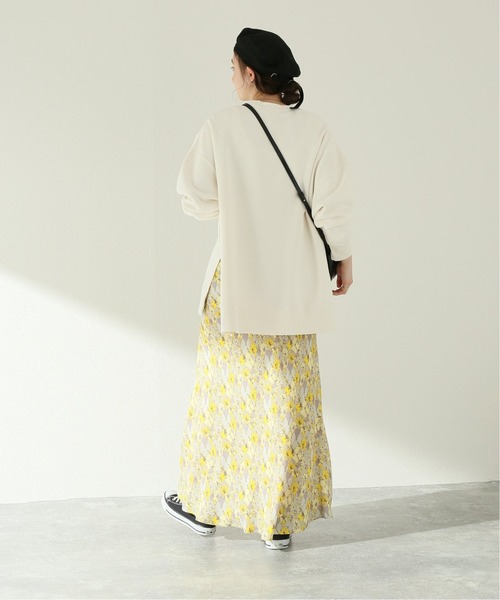 JOURNAL STANDARD relume（ジャーナルスタンダード　レリューム）の「レトロフラワープリントマーメイドスカート◆（スカート・レディース・ネイビー/イエロー・38/36）」の5枚目の写真