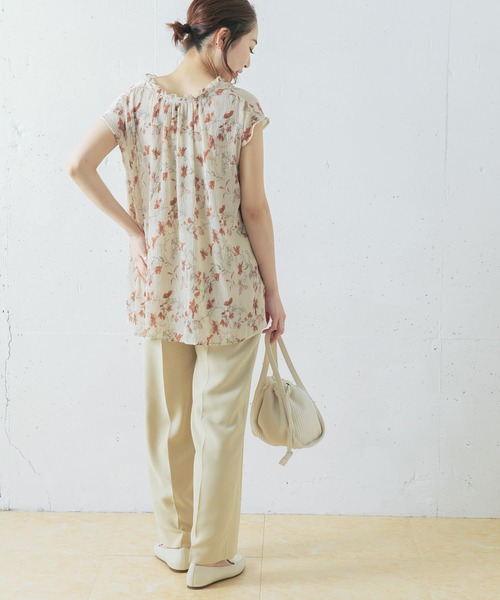 URBAN RESEARCH ROSSO(アーバンリサーチロッソ)の「ヨウリュウフラワーブラウス(シャツ/ブラウス・レディース・ブラック/アイボリー・FREE)」の7枚目の写真