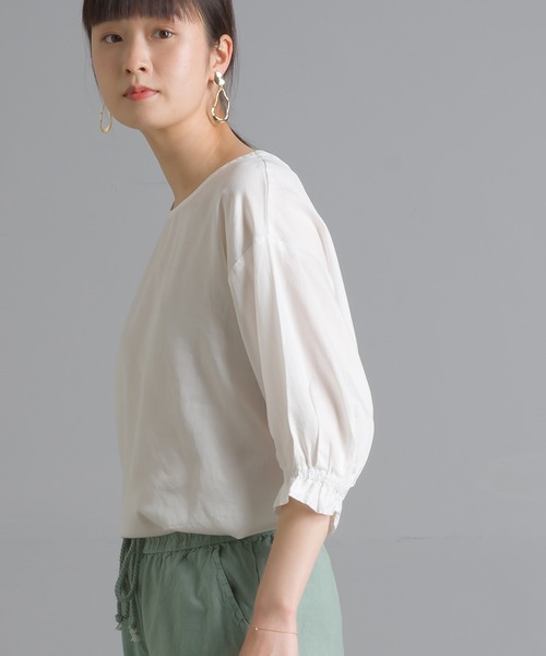 OMNES Another Edition（オムネス アナザーエディション）の「製品洗い綿サテン ボリューム袖2wayプルオーバーシャツ（シャツ/ブラウス・レディース・ホワイト/ブラウン系その他・FREE）」の3枚目の写真