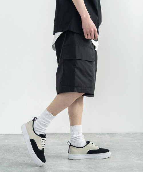 Rocky Monroe（ロッキーモンロー）の「タイプライターワイドカーゴショーツ（カーゴパンツ・メンズ・ブラック/ベージュ/カーキ/ブルー・L/LL/M）」の6枚目の写真