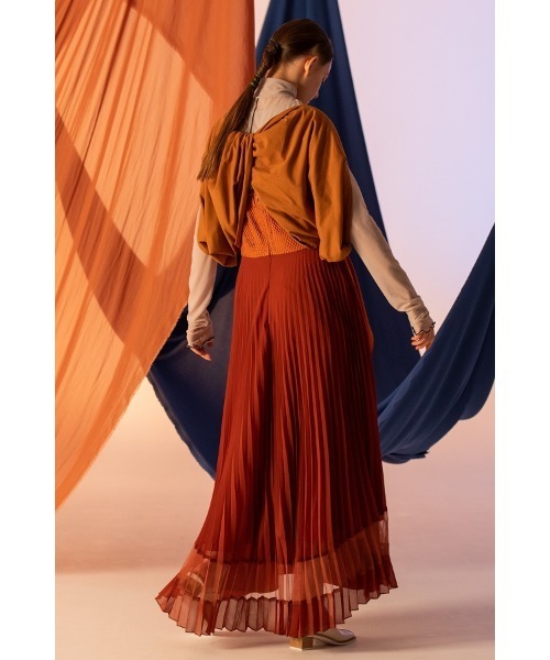 AULA AILA(アウラアイラ)の「ツイストバックドレス(ドレス・レディース・ブラック/オレンジ/カーキ・1/0)」の12枚目の写真