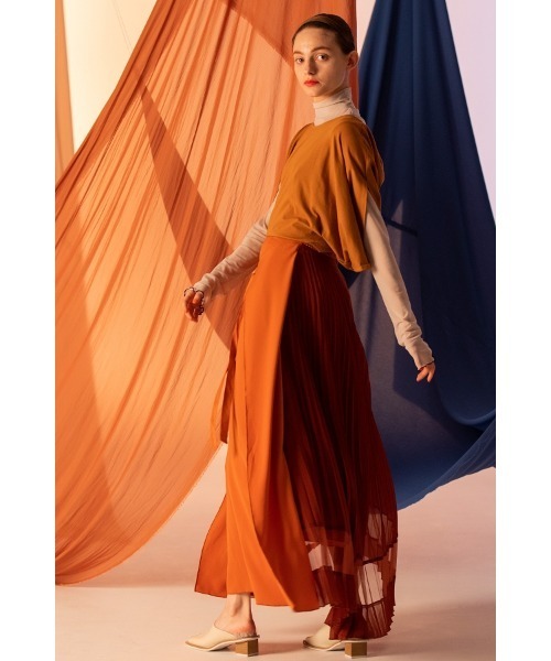 AULA AILA(アウラアイラ)の「ツイストバックドレス(ドレス・レディース・ブラック/オレンジ/カーキ・1/0)」の11枚目の写真