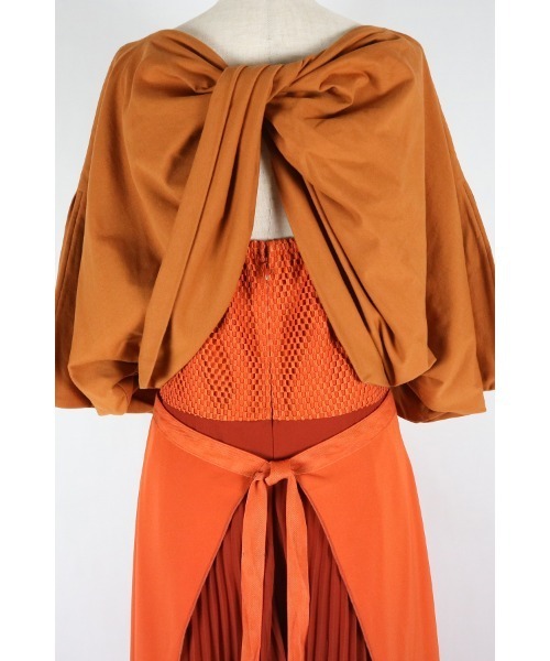 AULA AILA(アウラアイラ)の「ツイストバックドレス(ドレス・レディース・ブラック/オレンジ/カーキ・1/0)」の20枚目の写真