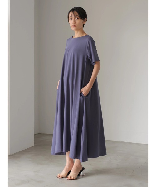 クルーネックボリュームフレアワンピース セール】V neck volume flare one piece / Vネックボリューム