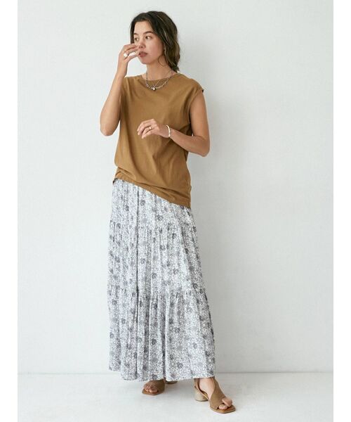 Ungrid（アングリッド）の「フラワーマキシスカート（スカート・レディース・ネイビー/オフホワイト・FREE）」の9枚目の写真