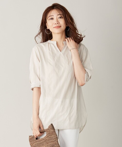 J.PRESS Ladies(J.プレス レディス)の「【洗える】70アキハレース チュニック ブラウス(シャツ/ブラウス・レディース・ホワイト系/ベージュ系/ライトグリーン系・XS)」の2枚目の写真