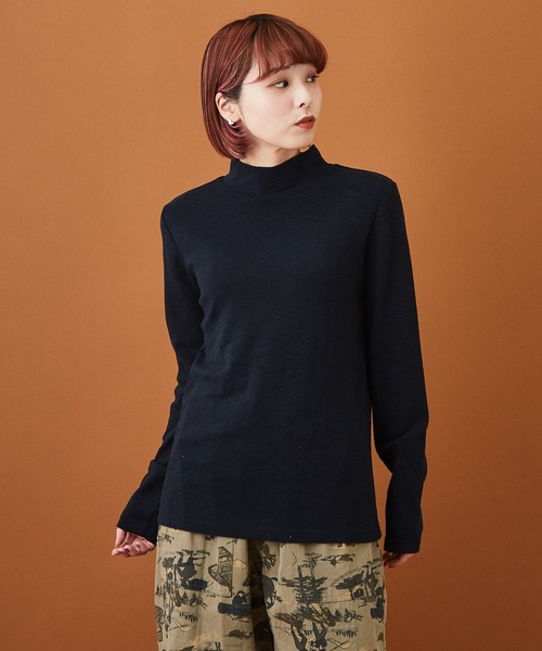 CUBE SUGAR（キューブシュガー）の「ショートスラブフライス 無地 長袖 ハイネック（Tシャツ/カットソー・レディース・ホワイト/ブラック/カーキ/イエロー/トップグレー/レンガ・M）」の3枚目の写真