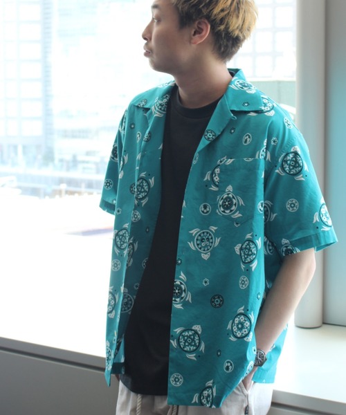 MANASTASH(マナスタッシュ)の「MANASTASH × CAL O LINE / マナスタッシュ×キャルオーライン HAWAIAN SHIRT/SEA OF FLOWERS ハワイアンシャツ アロハシャツ(シャツ/ブラウス・メンズ・ブラック/ブルー・MEDIUM/LARGE/X-LARGE)」の1枚目の写真