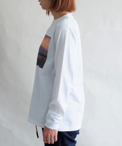 MANASTASH（マナスタッシュ）の「MANASTASH/マナスタッシュ　W's PHOTO L/S TEE 'SUNSET'　ウィメンズ　フォトロンＴ　サンセット（Tシャツ/カットソー・レディース・ホワイト/ブラック・MEDIUM）」の10枚目の写真