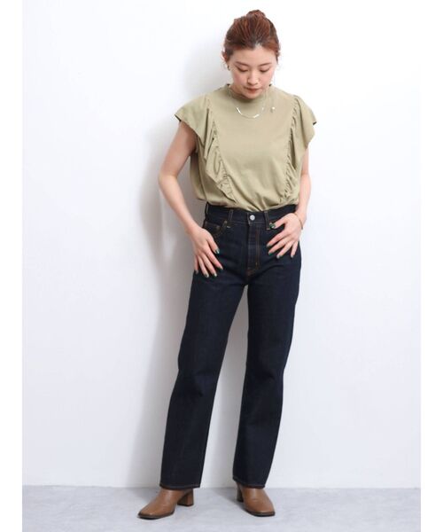 Ungrid（アングリッド）の「フリルデザインタンクトップ（Tシャツ/カットソー・レディース・オフホワイト/ブラック/カーキ・FREE）」の15枚目の写真