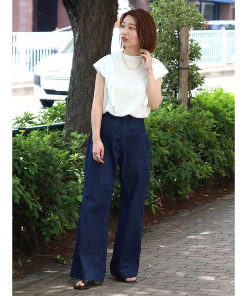 Ungrid（アングリッド）の「フリルデザインタンクトップ（Tシャツ/カットソー・レディース・オフホワイト/ブラック/カーキ・FREE）」の11枚目の写真