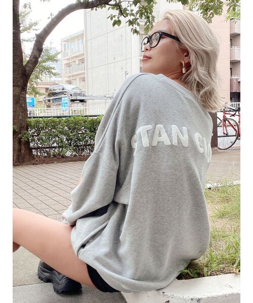 GYDA（ジェイダ）の「STAN CLOUTスウェットTOPS（スウェット・レディース・ベージュ/グレー/マスタード・FREE）」の17枚目の写真