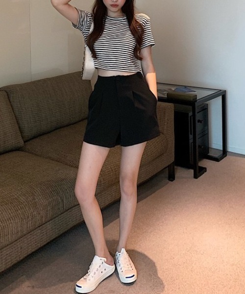 Mimma/Mimaa（ミマ）の「【Mimma/Mimaa】スラックスショートパンツ（スラックス・レディース・ブラック/ブラウン・FREE）」の3枚目の写真