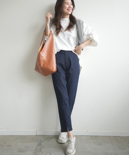 Futier land（フューティアランド）の「フロントスリットテーパードデニムパンツ（デニムパンツ・レディース・ブルー/ネイビー/インディゴブルー・SMALL/MEDIUM/LARGE/X-LARGE）」の19枚目の写真
