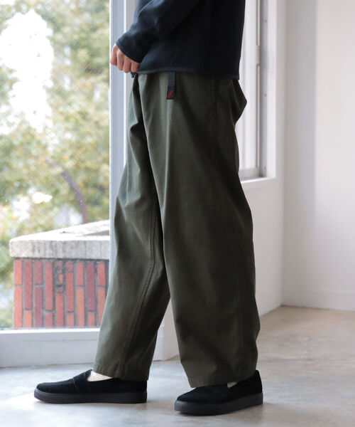 B:MING by BEAMS（ビーミングバイビームス）の「GRAMICCI / BACK SATAIN WIDE PANTS（その他パンツ・メンズ・ネイビー/オリーブ・SMALL/MEDIUM/LARGE）」の7枚目の写真