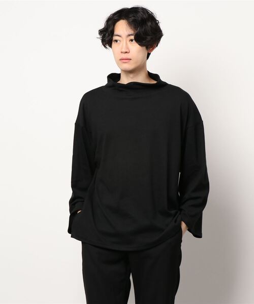 CERCA（チェルカ）の「RS/モックネック　スムースTシャツ（Tシャツ/カットソー・メンズ・ライトグレー/モカ/ブラック・MEDIUM/LARGE）」の8枚目の写真