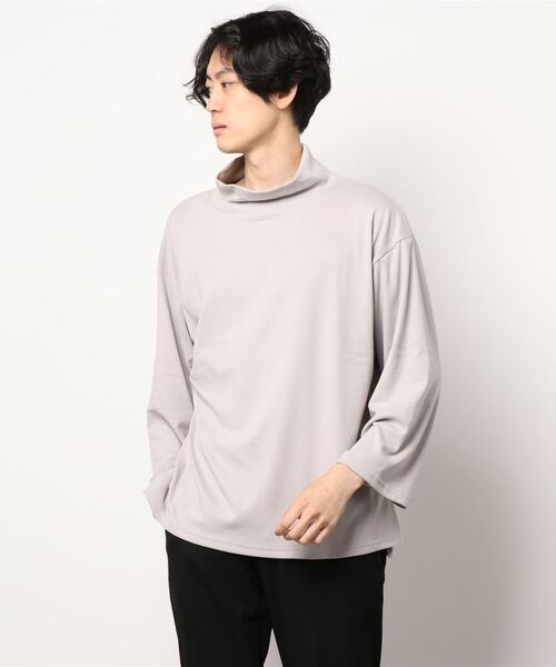 CERCA（チェルカ）の「RS/モックネック　スムースTシャツ（Tシャツ/カットソー・メンズ・ライトグレー/モカ/ブラック・MEDIUM/LARGE）」の9枚目の写真