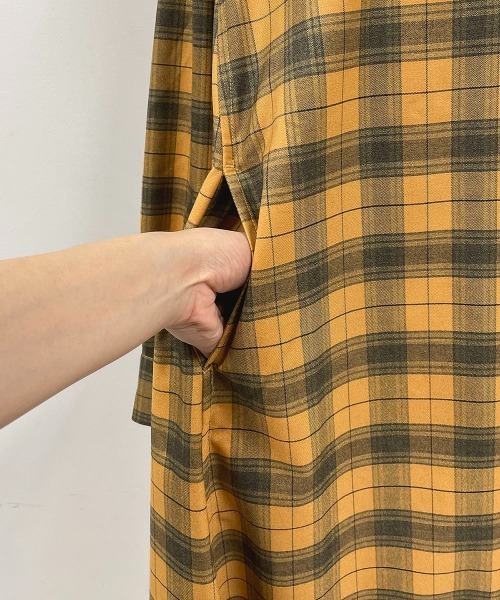 PICCIN（ピッチン）の「スキッパーフレアチェックワンピース（ワンピース・レディース・ブルーグレー/マスタード・M）」の12枚目の写真