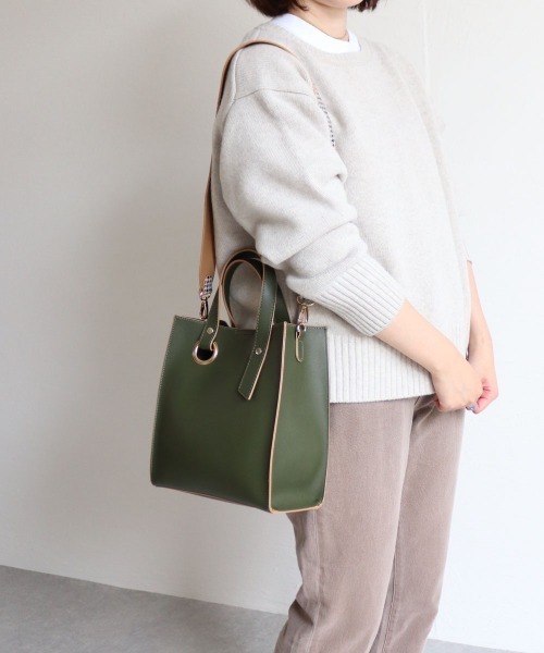 T・S・L（ティーエスエル）の「スクエア2WAYバッグ（トートバッグ・レディース・ブラック/ベージュ/ブラウン/カーキ・FREE）」の4枚目の写真