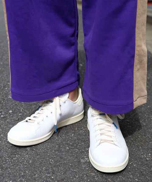 adidas（アディダス）の「adidas/アディダス STAN SMITH ORIGINALS スタンスミス スニーカー（スニーカー・メンズ・ホワイト・23.5cm/24.5cm/26.5cm/27.5cm/23.0cm/24.0cm/25.0cm/26.0cm/27.0cm/28.0cm）」の5枚目の写真