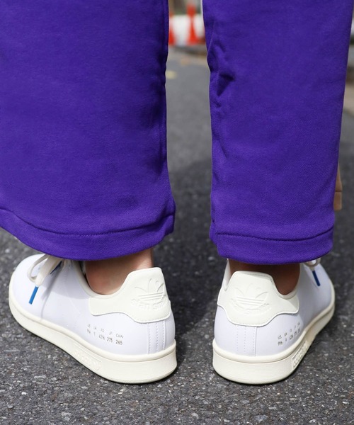 adidas（アディダス）の「adidas/アディダス STAN SMITH ORIGINALS スタンスミス スニーカー（スニーカー・メンズ・ホワイト・23.5cm/24.5cm/26.5cm/27.5cm/23.0cm/24.0cm/25.0cm/26.0cm/27.0cm/28.0cm）」の2枚目の写真