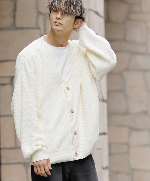 ADMIX/ATELIER SAB MEN(アドミックスアトリエサブメン)の「ハイバルキー糸 片畦編み オーバーサイズ ルーズ カーディガン(カーディガン/ボレロ・メンズ・グレイッシュベージュ/グリーン/ネイビー/ブラック/ホワイト/ダークブラウン/ライトグレー/グレー系その他・48/50)」の2枚目の写真