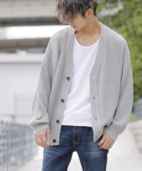 ADMIX/ATELIER SAB MEN(アドミックスアトリエサブメン)の「ハイバルキー糸 片畦編み オーバーサイズ ルーズ カーディガン(カーディガン/ボレロ・メンズ・グレイッシュベージュ/グリーン/ネイビー/ブラック/ホワイト/ダークブラウン/ライトグレー/グレー系その他・48/50)」の19枚目の写真