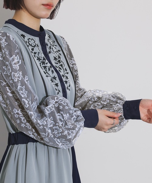 somari imagination(ソマリ イマジネーション)の「『花柄刺繍レース切替ワンピース』(ワンピース・レディース・グレイッシュブルー・1/2)」の18枚目の写真