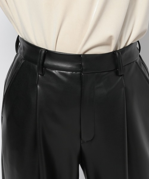 BARNYARDSTORM（バンヤードストーム）の「BARNYARDSTORM / フェイクレザー裾タブパンツ（その他パンツ・レディース・ブラック/オフホワイト・1/0）」の16枚目の写真