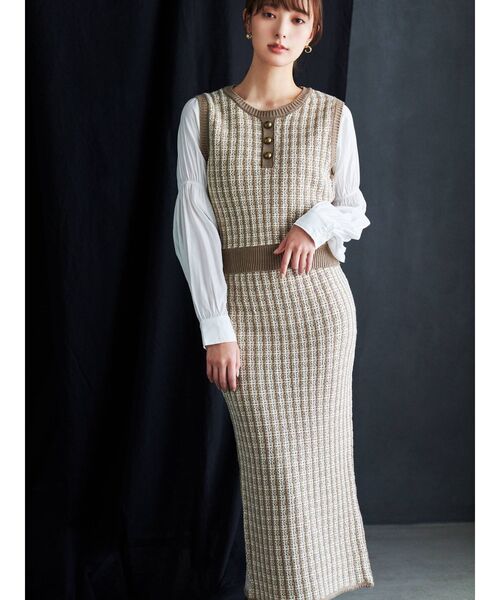 RESEXXY（リゼクシー）の「ドッキングツイードニットトップス【セットアップ着用可能】（ベスト・レディース・ブラック/ブルー/ブラウン・FREE）」の4枚目の写真